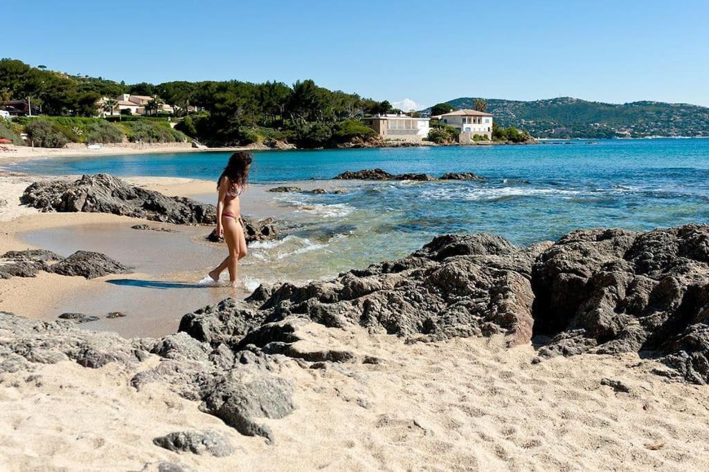 Azzura, duplex lumineux accès direct à la plage Apartamento Sainte-Maxime Exterior foto
