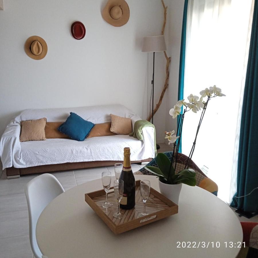 Azzura, duplex lumineux accès direct à la plage Apartamento Sainte-Maxime Exterior foto